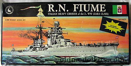 Tauro Model 1/400 Heavy Cruiser Fiume (Zara Class), 201 plastic model kit